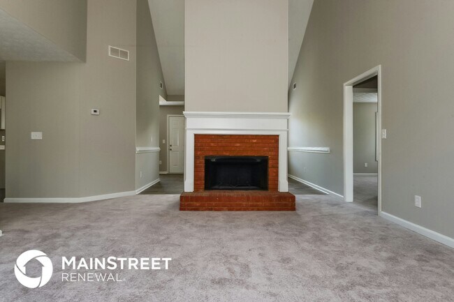 144 Leguin Forest Dr, Locust Grove, GA 30248 - photo 4