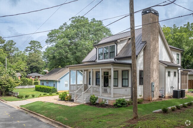Beautiful custom-built homes line the streets of Cobbham.