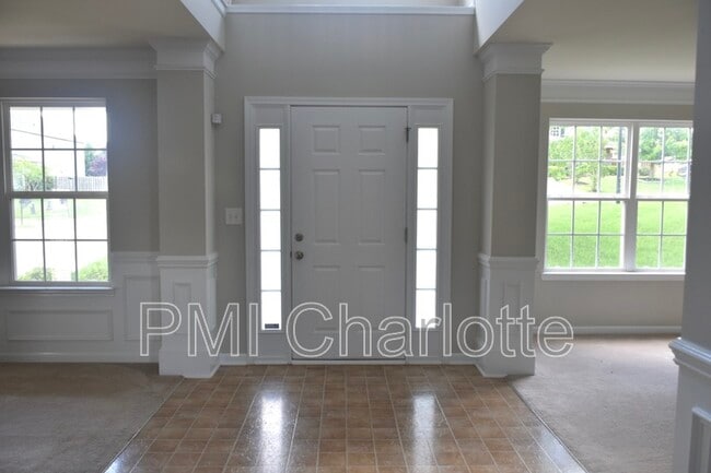 307 Glennallen Rd, Mooresville, NC 28115 - photo 2