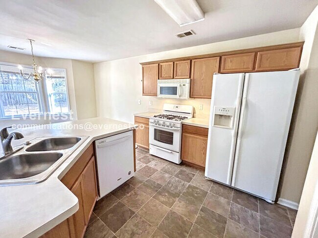 5106 Centennial Creek View NW, Acworth, GA 30102 - photo 2