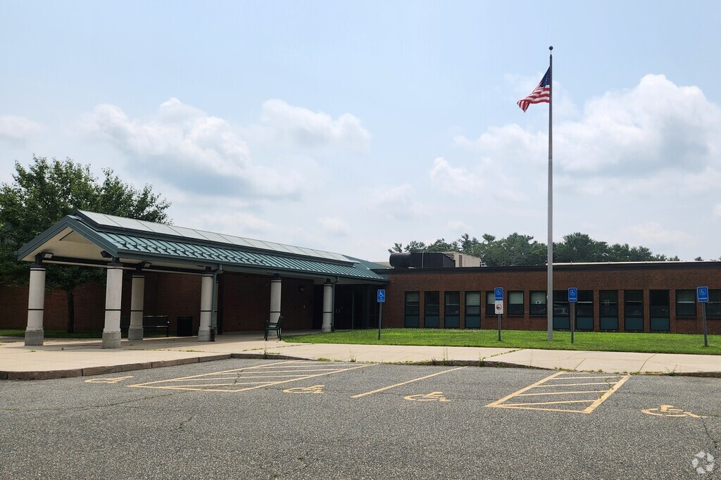 Welcome to Pembroke Community Middle School.