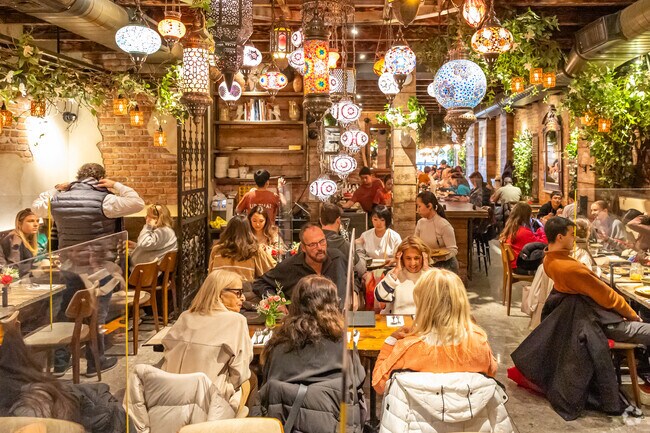 Up Thai is a hugely popular restaurant in Lenox Hill.