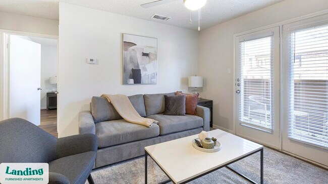 1408 Teasley Ln unit 3911.1407344, Denton, TX 76205 - photo 2