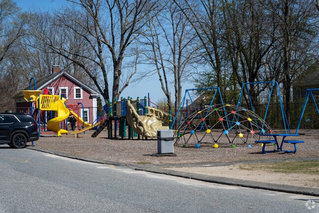 Enrich your child's educational journey at Hope Elementary School in Hope, RI.