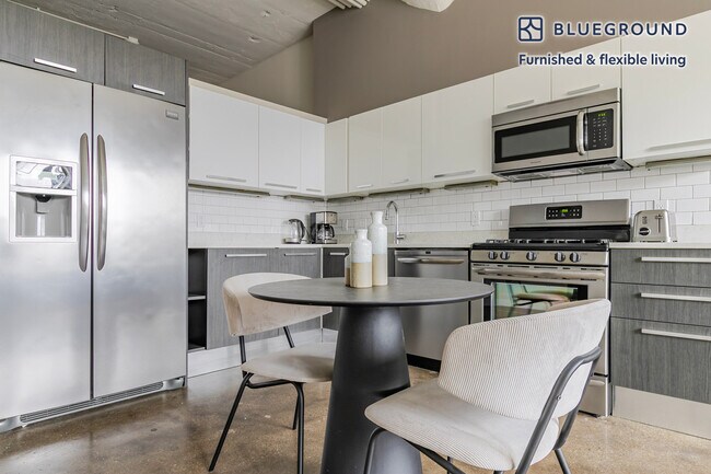 1313 W Randolph St unit FL2-ID1261, Chicago, IL 60607 - photo 4