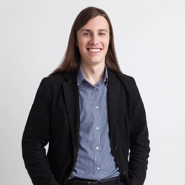 Agent Photo
