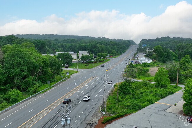 Residents of Southborough can easily access route 9 to get to connected neighborhoods.