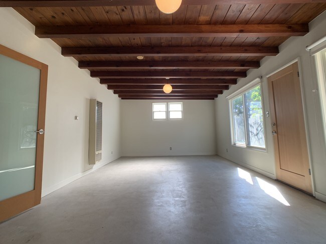 4317 Westlawn Ave unit rear, Los Angeles, CA 90066 - photo 7