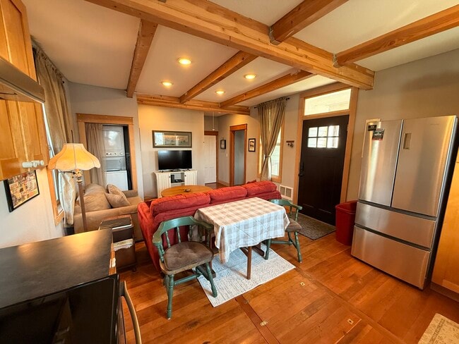 215-1/2 N Emmett, Butte, MT 59701 - photo 6