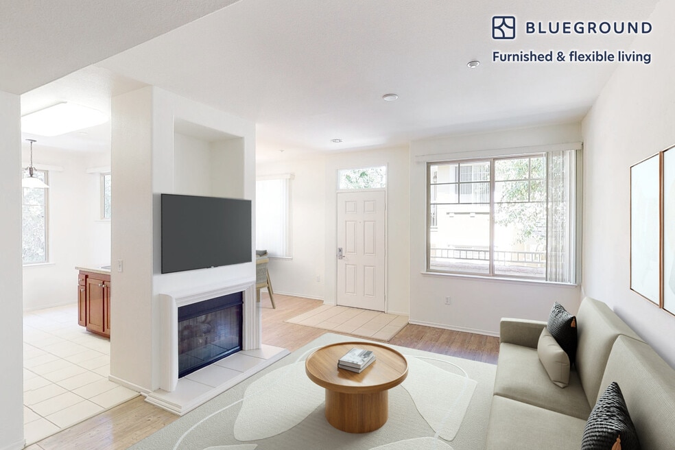 29128 Oak Creek Ln unit FL1-ID10874A, Agoura Hills, CA 91301 - photo 1