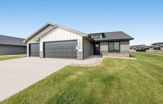1220 E Dutch St, Tea, SD 57064