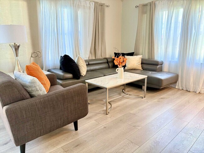 4735 Vero Beach Place unit ID1256090P, Kissimmee, FL 34746 - photo 4