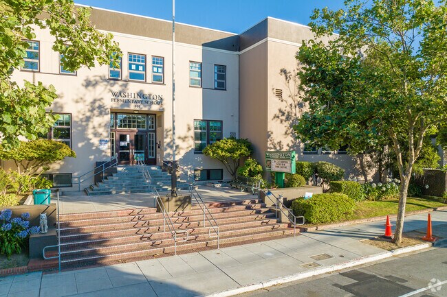 Washington Elementary School serves students living in and around Lyon Hoag.