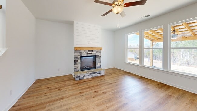 330 River Station Dr, Monroe, GA 30656 - photo 2