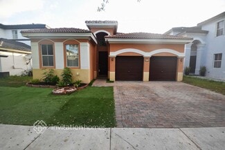 18273 NW 89th Ave, Hialeah, FL 33018