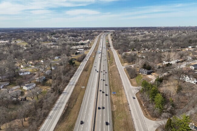 The Breen Hills neighborhood has excellent highway access to Downtown and MCI airport.