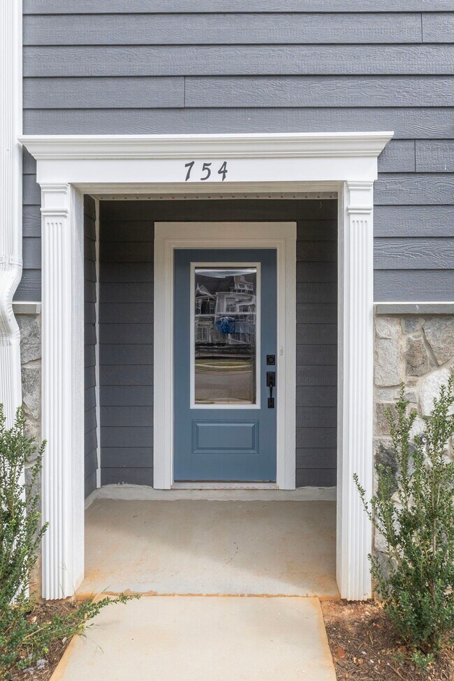 115 Bracewell Ln, Yorktown, VA 23692 - photo 3