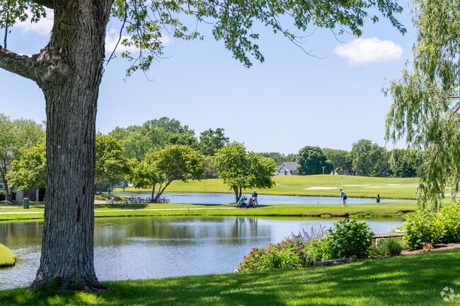 Play a round of 18 at the idyllic Cress Creek Country Club.