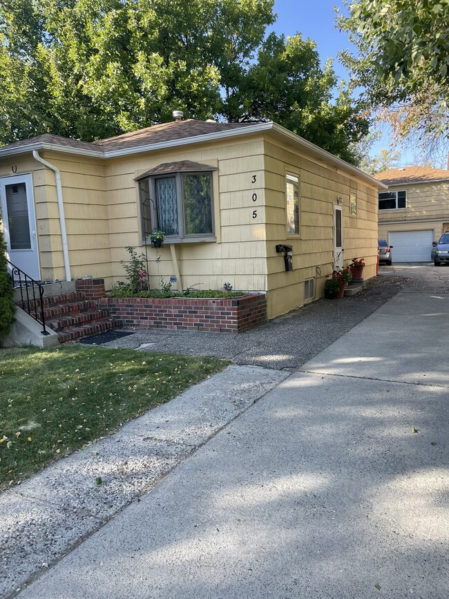 305 Terry Ave Unit Basement Apartment, Billings, MT 59101