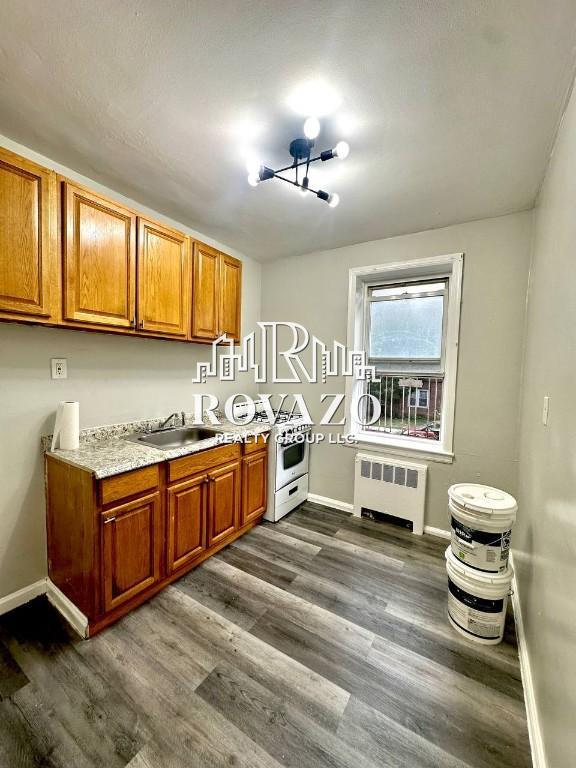 129 Chancellor Ave Unit E06, Newark, NJ 07112