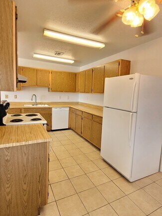 1928 Lirio Way Unit C, Las Vegas, NV 89108