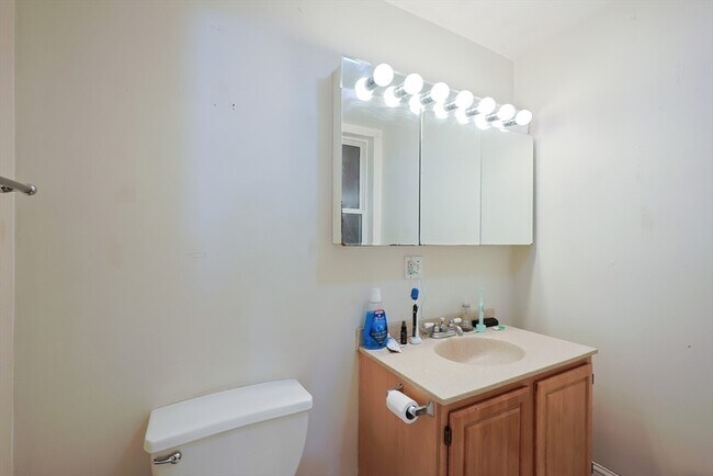 22 Adamson St unit 2A, Allston, MA 02134 - photo 6