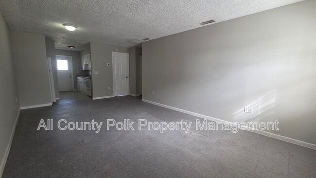 2936-2938 8 Iron Dr, Lakeland, FL 33801 - photo 3