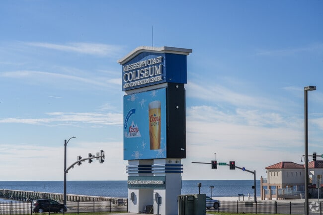 Biloxi’s Sea Wolves bring excitement to the Mississippi Coast Coliseum near Gulfport.