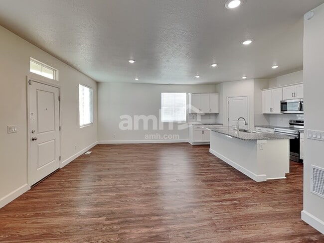 5966 W Verdigris Dr, West Jordan, UT 84081 - photo 5