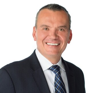 Carlos Alvarez