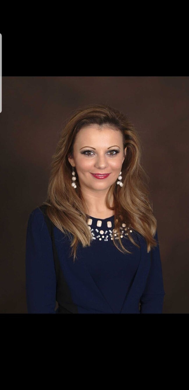 Mihaela Cretu Littlejohn