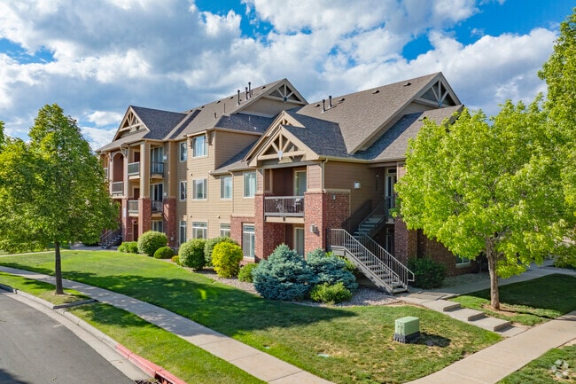 Life in the condos at Bucking Horse, Colorado means simplified living without compromise—bright interiors, walkability, and access to all the charm, community, and convenience the neighborhood has to offer.