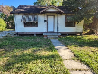 1331 S Weeks St, New Iberia, LA 70560