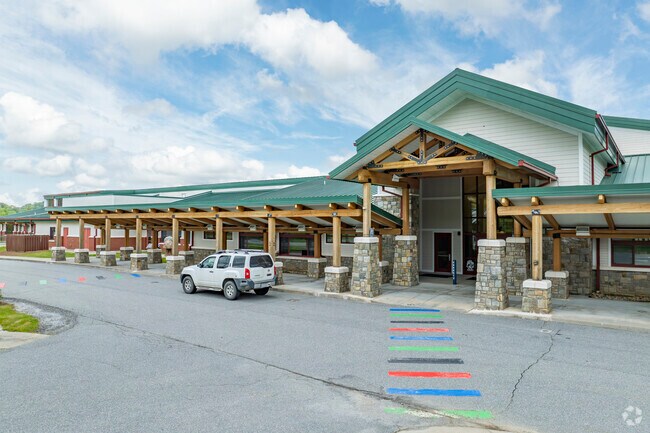 Banner Elk Elementary School's curriculum balances core subjects with creative arts education.