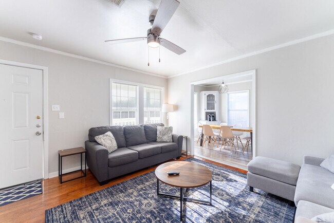 1538 S 19th St unit ID1268403P, Corpus Christi, TX 78404 - photo 3