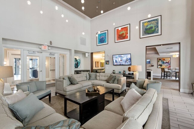 4504 W Spruce St unit ID1051229P, Tampa, FL 33607 - photo 4