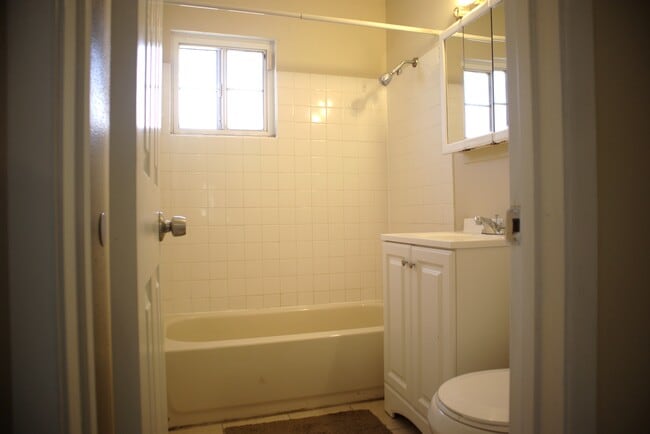 45515 3rd St E, Lancaster, CA 93535 - photo 5