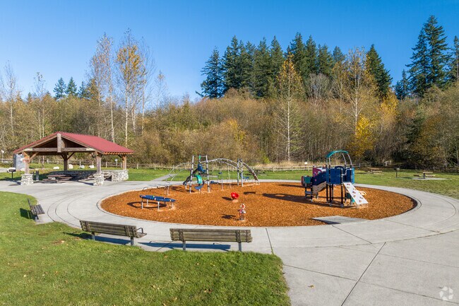 For a day of family fun, head over to Lake Goodwin Community Park in Lakewood.