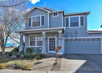 3904 New Zealand Ave, Santa Rosa, CA 95407