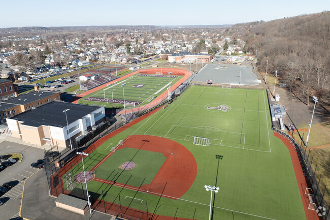 Knickerbacker Middle School has great sporting grounds for kids to grow.