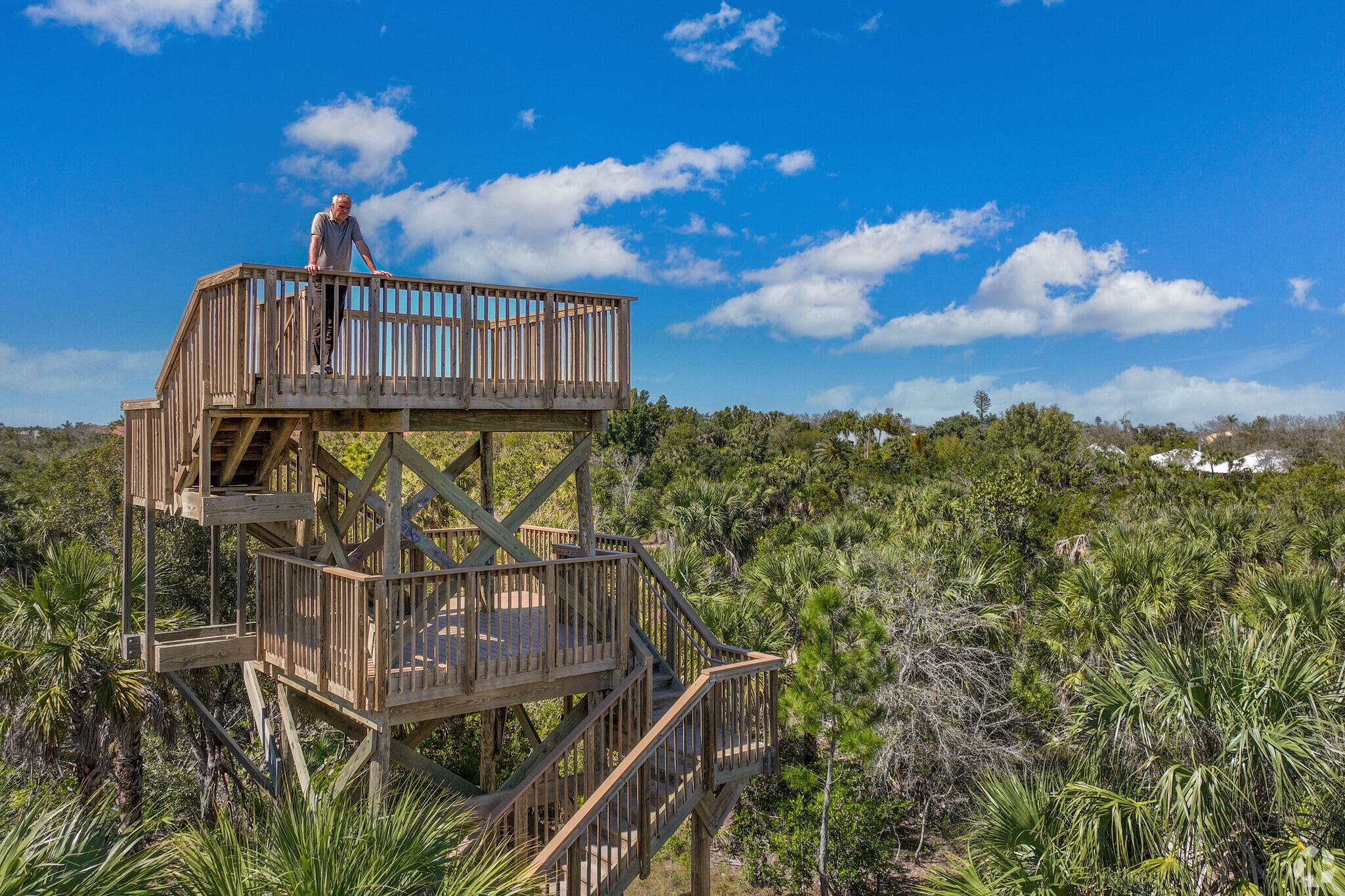 The observation deck at Rotary Park offers a panoramic view of the Pelican neighborhood.