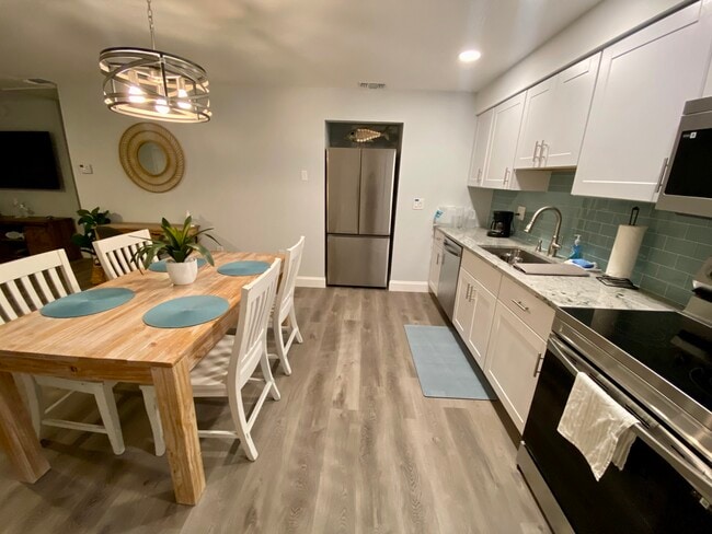 299 E Central Blvd unit 3, Cape Canaveral, FL 32920 - photo 2