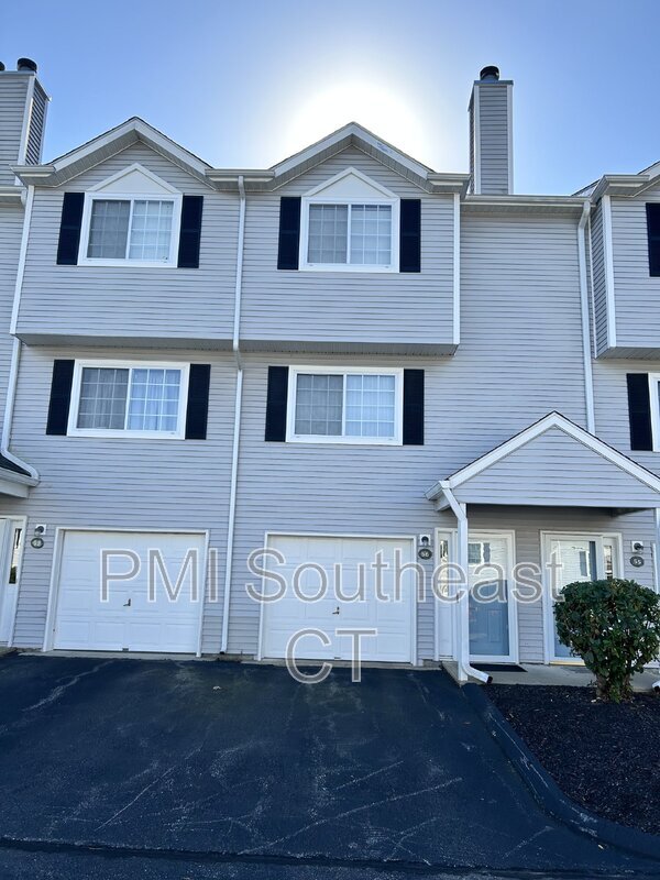 310 Boston Post Rd Unit 56, Waterford, CT 06385