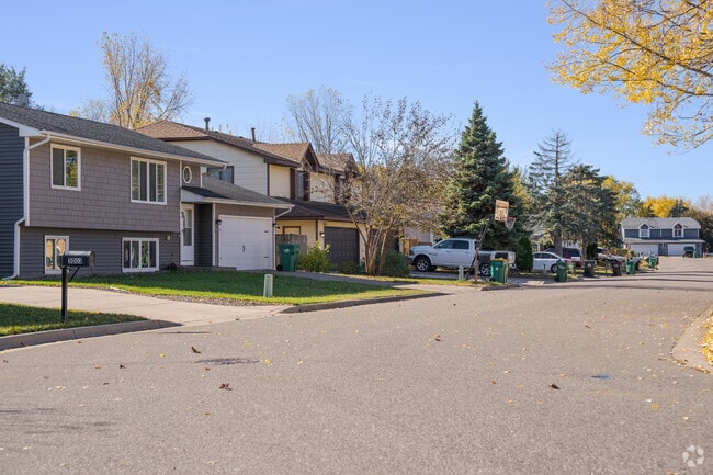 Split levels abound in Twin Oaks.