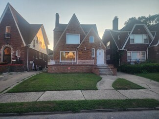 17147 Santa Rosa Dr Unit 2, Detroit, MI 48221