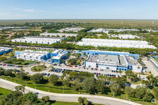 Somerset Academy Charter provides its students with an excellent education.