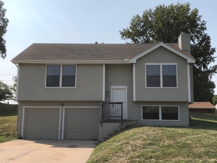 3314 N Tracy Ave, Kansas City, MO 64116 - photo 1