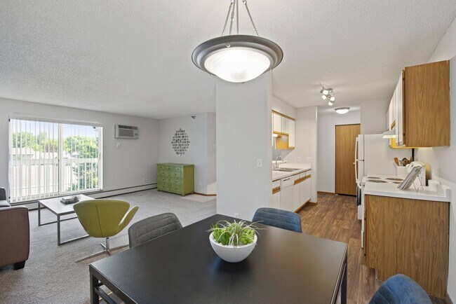 Northpointe, Coon Rapids, MN 55433 - photo 4