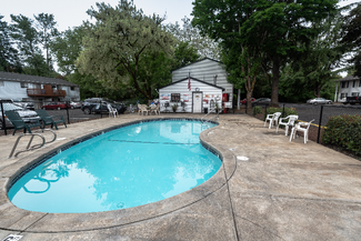 1700 Blankenship Rd Unit D1, West Linn, OR 97068