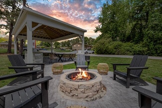 16 Wedgewood Dr, Spring Lake, NC 28390